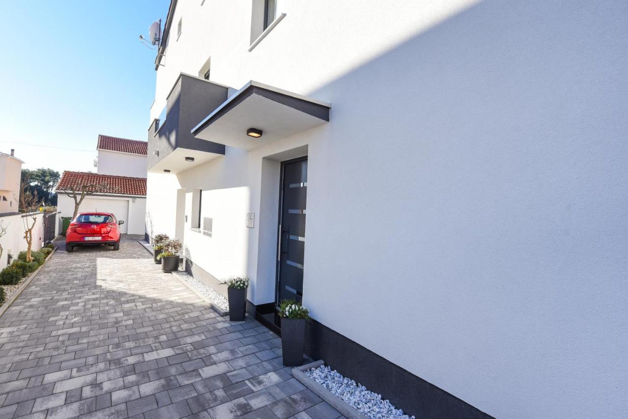 Apartments Lecija Zadar Exterior photo